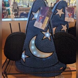 NEW🌟Disney Parks 2025 Fantasia Sorcerer Mickey Mouse Light-Up Throw Pillow